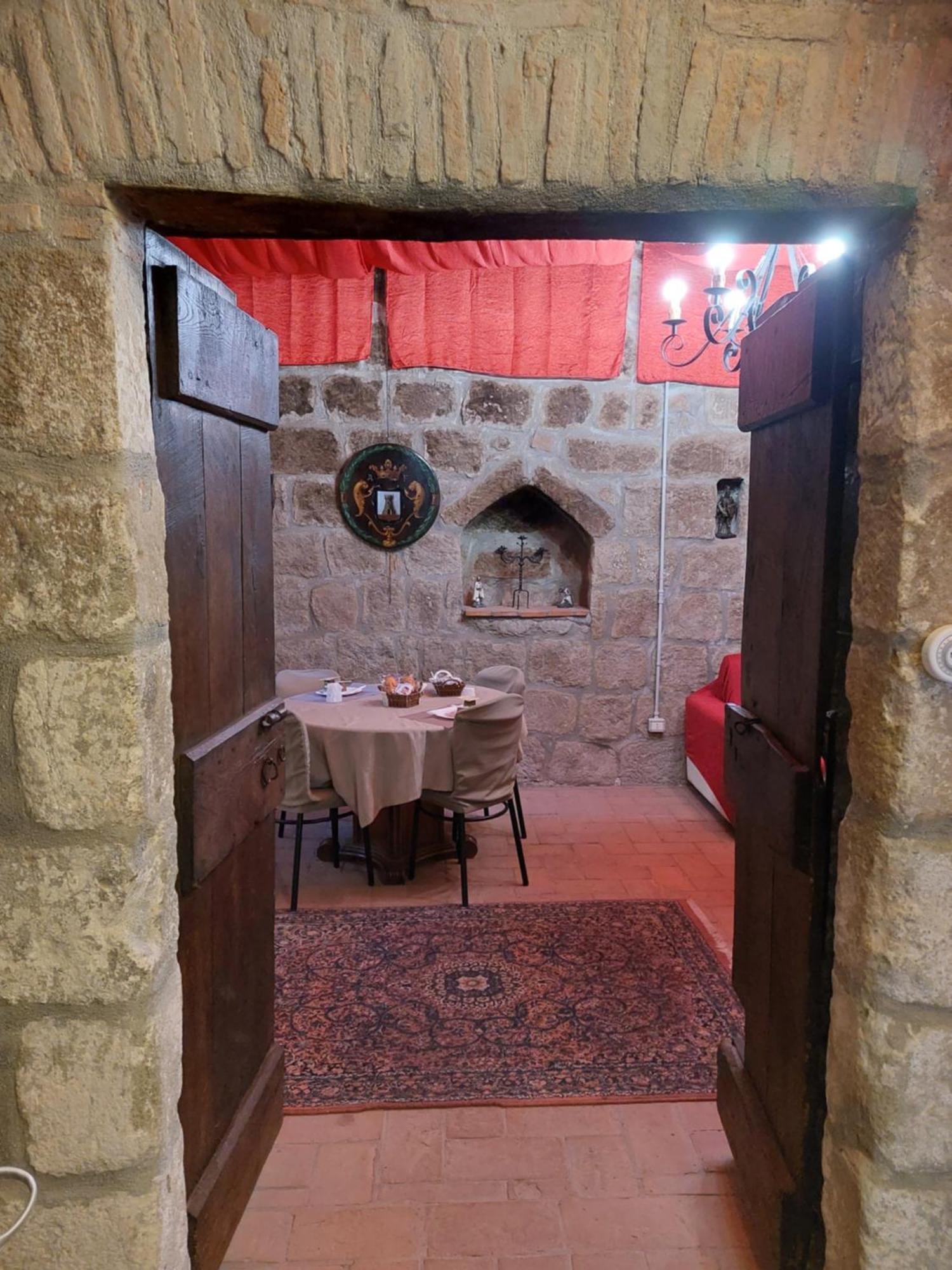 Alloggio Turistico "L'Incontro" 6 วิแตร์โบ ภายนอก รูปภาพ
